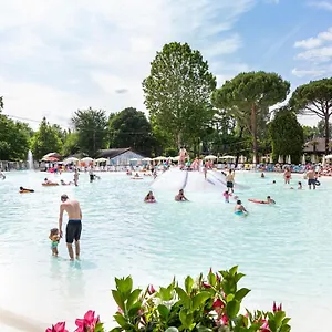 Hu Altomincio Village Holiday park